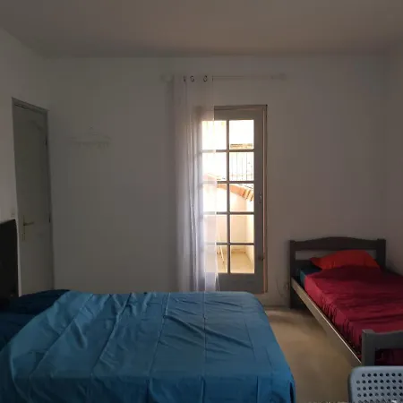 דירה Pour 3 Personnes Au Calme Dans ניס